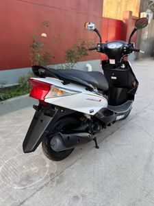 <span class=keywords><strong>Yamaha</strong></span> Zunying <span class=keywords><strong>de</strong></span> <span class=keywords><strong>125</strong></span> cc, Eficiente en Combustible, <span class=keywords><strong>Precio</strong></span> Bajo, Conducción Cómoda, Velocidad Máxima <span class=keywords><strong>de</strong></span> Más <span class=keywords><strong>de</strong></span> 90 km/h y Apta para la Ciudad - Product Image 4