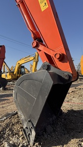 Excavatrice Hitachi d'occasion de 24 tonnes, économique, idéale pour les grands travaux de terrassement, la construction, l'exploitation minière - Product Image 3