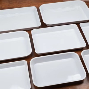 Plateau de service rectangulaire blanc en mélamine pour la présentation des aliments en hôtel et la présentation des plats froids - Product Image 1