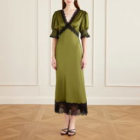 Robe midi élégante en satin vert olive sur mesure, avec bordure en dentelle noire, col en V, manches courtes bouffantes, robe de soirée pour femmes