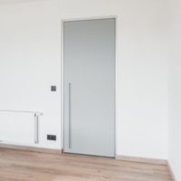 Porte de chambre cachée sans cadre de conception simple Porte invisible affleurante Porte invisible intérieure blanche