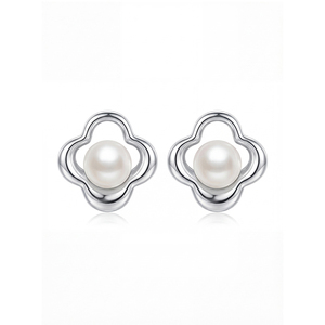 Pendientes de Perlas con Trébol de Cuatro Hojas en Plata S925, Joyería con Flores Huecas para Mujer, Uso Diario, Regalo - Product Image 1