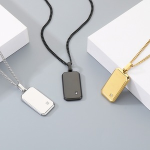 <span class=keywords><strong>Collana</strong></span> da uomo Kalen minimalista con ciondolo geometrico quadrato intarsiato con strass, in acciaio inossidabile, con <span class=keywords><strong>incisione</strong></span> laser. - Product Image 3