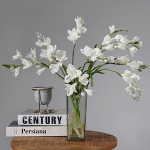 Flores de Fresia Artificiales de Alta Gama, 2 Ramas, Tacto Natural, Fresia <span class=keywords><strong>Refracta</strong></span> para Decoración de Interiores, Sala de Estar, Hogar y Bodas - Product Image 4