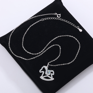 NORELLE <span class=keywords><strong>Bijoux</strong></span> en gros Usine Chine Argent S925 Plaqué Or 18 carats Collier Mignon Cheval Taille Fine Pendentif Moissanite pour Femme - Product Image 6