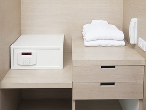 ชุดเฟอร์นิเจอร์ห้องนอนที่ทนทาน ขนาดปรับแต่งได้ เฟอร์นิเจอร์เชิงพาณิชย์สไตล์โมเดิร์นจากเวียดนาม สำหรับอพาร์ทเมนต์ โรงแรม และห้องพัก - Product Image 4