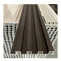 Revêtement mural en WPC 3D rainuré imitation bois, imperméable et ignifuge, 24 mm x 160 mm, pour murs intérieurs, salons et hôtels (vente en gros)