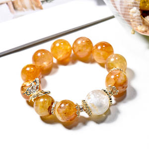 สร้อยข้อมือรักษาสีสำหรับผู้หญิงลายดอกไม้เหงือกสีเหลืองหินธรรมชาติผีเสื้อเกล็ดหิมะ - Product Image 3