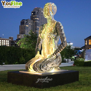 Figura de desaparición de acero inoxidable moderna para exteriores de tamaño real, estatua de escultura de Metal a la venta - Product Image 6