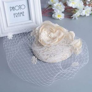 Fascinateurs en ivoire, pince à cheveux de mariée avec voile floral et plumes, style original pour femmes, pour fêtes et mariages - Product Image 4