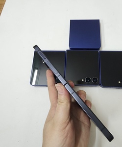 Samsung Galaxy Z Flip 7 5G มือสอง โทรศัพท์มือถือ 5G มือสอง โทรศัพท์มือถือมือสอง 128GB โทรศัพท์มือถือมือสองแท้ โทรศัพท์มือถือมือสองขายส่ง - Product Image 4
