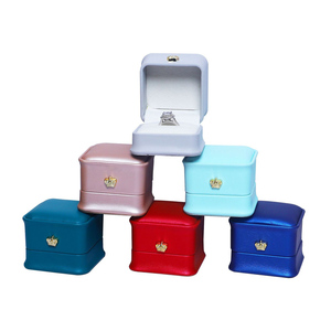 Fabricación logotipo personalizado lujo PU cuero anillo COLLAR COLGANTE pulsera caja regalo joyería organizador caso al <span class=keywords><strong>por</strong></span> <span class=keywords><strong>mayor</strong></span> - Product Image 3