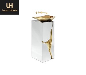 Évier <span class=keywords><strong>de</strong></span> luxe <span class=keywords><strong>de</strong></span> style Unique, <span class=keywords><strong>lavabo</strong></span> <span class=keywords><strong>de</strong></span> salle <span class=keywords><strong>de</strong></span> bain doré <span class=keywords><strong>avec</strong></span> miroir, toilettes, meubles <span class=keywords><strong>de</strong></span> salle <span class=keywords><strong>de</strong></span> bain pour Villa, hôtel - Product Image 4