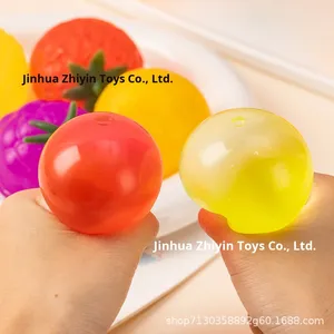 Linda Pelota Antiestrés con Forma de Tomate, Material EVA, Juguete para Apretar para Niños, Juguete Creativo para Bromas - Product Image 4