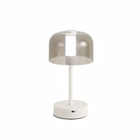 Lampe de table décorative portable minimaliste transfrontalière, LED rechargeable, à commande tactile, design tendance en métal, pour chevet