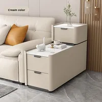 Table d'appoint mobile moderne orange avec plateau en pierre frittée, 3 tiroirs, table de chevet étroite pour salon et petits espaces