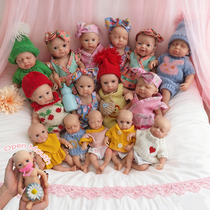 6 "& 8" OEM <span class=keywords><strong>Reborn</strong></span> Poupées Corps Complet <span class=keywords><strong>Silicone</strong></span> <span class=keywords><strong>Reborn</strong></span> Bébés Doux Réaliste Bébé Mini Jouet Style Collection Artistry Cadeaux - Product Image 1