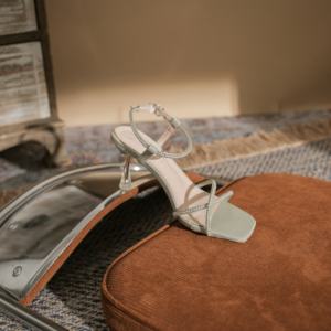 Tacones altos de estilo elegante para mujer, diseño de punta, cómodos, de altura media, sexys y encantadores, sandalias de tacón fino. - Product Image 4