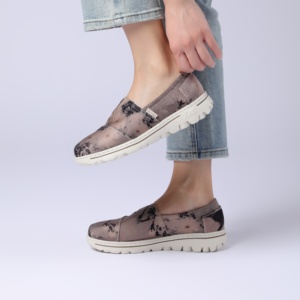 Cloud Light <span class=keywords><strong>Chaussures</strong></span> décontractées à col élastique, sandales respirantes <span class=keywords><strong>pour</strong></span> femmes, <span class=keywords><strong>chaussures</strong></span> de sport légères <span class=keywords><strong>pour</strong></span> les loisirs en plein air, <span class=keywords><strong>Hallux</strong></span> <span class=keywords><strong>Valgus</strong></span> - Product Image 1