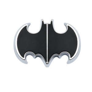 Lumière d'ouverture <span class=keywords><strong>de</strong></span> porte <span class=keywords><strong>de</strong></span> voiture Signal <span class=keywords><strong>de</strong></span> sécurité à LED 3D Bat Auto <span class=keywords><strong>Logo</strong></span> Car Motorcycle Car Decor Accessories - Product Image 4