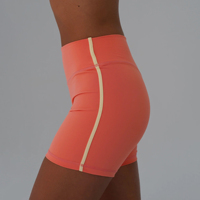 Shorts de cyclisme taille haute pour femme avec logo personnalisé OEM, rayures crème contrastées, shorts de compression athlétiques pour la gym