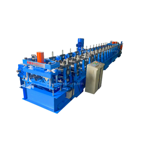 Barrière de collision à deux et trois vagues Rail de protection robuste et élevé Route stable Rouleau de garde-corps personnalisé direct d'usine Machine à forme froide - Product Image 1