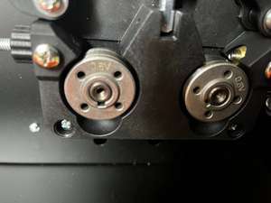 Machine <span class=keywords><strong>à</strong></span> <span class=keywords><strong>souder</strong></span> <span class=keywords><strong>MIG</strong></span> industrielle 250A 220V/380V - Contrôle synergique, double impulsion et double tension pour les travaux de soudage exigeants - Product Image 3