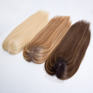 Topper <span class=keywords><strong>cheveux</strong></span> humains pour femmes-Couleur naturelle, base en soie et dos tissé pour un ajustement sûr et une apparence réaliste - Product Image 6