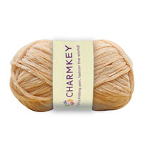 Charmkey mode velours Texture fantaisie fil Crochet en gros 100% Polyester Crochet Chenille velours fil pour couverture à tricoter