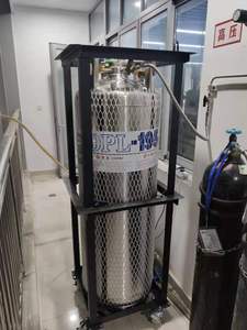 ถังไนโตรเจนเหลว 22psi สําหรับการจัดเก็บตัวอย่างทางชีวการแพทย์ LN2 ขวด dewar <span class=keywords><strong>LIN</strong></span> ถังแก๊สสําหรับห้องปฏิบัติการ - Product Image 6