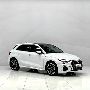 Voiture d'occasion <span class=keywords><strong>Audi</strong></span> A3 35 TFSI Fashion Sport <span class=keywords><strong>S</strong></span> <span class=keywords><strong>Tronic</strong></span> 2022 - Product Image 2