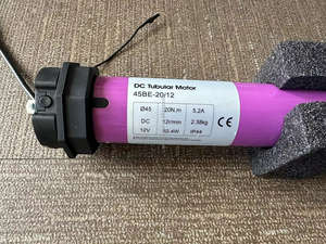 Nouveau moteur tubulaire à énergie <span class=keywords><strong>solaire</strong></span> pour stores volets <span class=keywords><strong>avec</strong></span> chargeur <span class=keywords><strong>de</strong></span> <span class=keywords><strong>panneau</strong></span> <span class=keywords><strong>solaire</strong></span> - Product Image 5