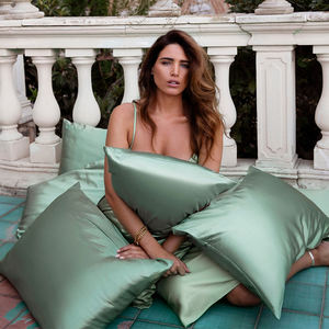 en soie de mûrier brodée avec logo personnalisé <span class=keywords><strong>anti</strong></span>-acariens non toxique 100% <span class=keywords><strong>taie</strong></span> d'<span class=keywords><strong>oreiller</strong></span> en soie satinée de polyester - Product Image 6