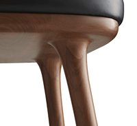 Tabouret de bar moderne du milieu du siècle en cuir PU avec pieds en bois de noyer et repose-pieds en laiton pour restaurants et hôtels