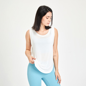 Camiseta sin mangas holgada para mujer, con dobladillo curvo y abertura lateral, ligera, atlética, informal, para yoga, gimnasio, pilates y deportes. - Product Image 1