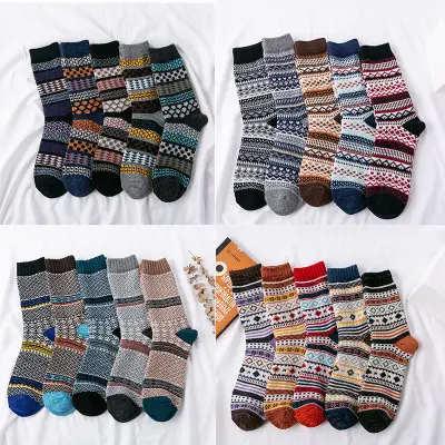2023 Retro Fashion Winter Nordic Pattern New Warm Thick Thread Rabbit Wool Socks for Men