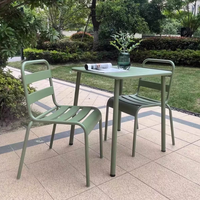 Juego de Mesa y Sillas de Hierro Forjado para Exteriores XIAOPING XP-006 de Alta Gama, Diseño Nórdico Informal y Simple, Resistente al Agua y a los Rayos UV, para 4 Personas