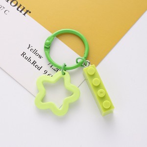 Portachiavi stella a cinque punte, ciondolo anello portachiavi colorato e fresco, accessorio per zainetto Instagram, ciondolo blocco di costruzione - Product Image 4