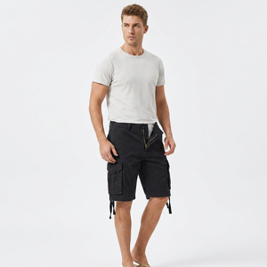 กางเกงยีนส์ขาสั้นคาร์โก้ปักลายสไตล์ฮิปฮอปแนวสตรีทแฟชั่นใหม่ สีดำ สำหรับผู้ชาย มีกระเป๋าหลายช่อง ระบายอากาศได้ดี เหมาะสำหรับฤดูร้อน สไตล์ลำลองสุดเทรนด์ - Product Image 1
