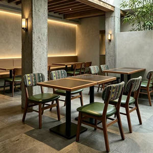 Set di Sedute per Ristorante Commerciale, Sedia in Legno Massello e Rattan, Tavolo Quadrato con Rivestimento in Tessuto Vintage per Caffetteria - Product Image 4