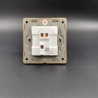 3组2路大全面板开关板切割机电气插座开关英国标准墙壁开关