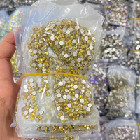 Grosir Kristal Rhinestones Banyak Glitter Seni Kuku Permata Pipih Berlian Buatan Lem Di Kristal Untuk Dekorasi Aksesori