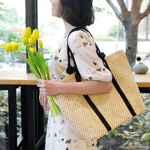 Women's Single Shoulder Straw <b>Bag</b> New Hollow Paper <b>Rope</b> Fashionable Buckle Large Capacity Woven Beach Crochet <b>Bag</b> Handmade - Product Image 3