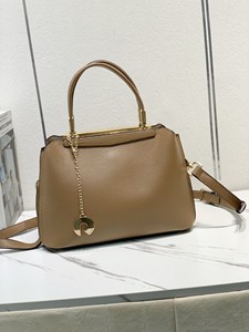 กระเป๋าสะพายข้างขนาดใหญ่สำหรับผู้หญิง, 2024ฤดูใบไม้ร่วง/ฤดูหนาวดีไซน์ใหม่สำหรับใช้ในฤดูร้อนและฤดูหนาว - Product Image 4