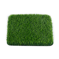 Innen-/Außenbereich Heimdekoration 15mm Florhöhe Künstlicher Synthetischer Putting Green Kunstrasen Golf-Sport-Bodenbelag Rasenteppich