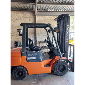 Montacargas Original Japonés <span class=keywords><strong>Toyota</strong></span> Usado de 3 Toneladas FD30 y Montacargas Diésel de 5 Toneladas FD50 - Product Image 2