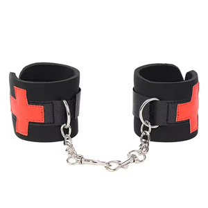 Joli jouet sexuel pour femmes, kit de bondage en cuir noir et rose avec menottes et attaches pour les pieds pour les activités BDSM et SM - Product Image 3