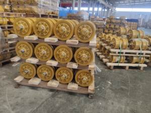 דחפור מסלול רולר komatsu D155A 175-30-00760 אחת מקורבות מסלול רולר ASS'Y הנעה חילוף חלקי - Product Image 5