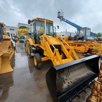 Chargeuse-pelleteuse 4x4 d'occasion JCB 3CX 4CX en bon état de marche pour travaux de génie civil