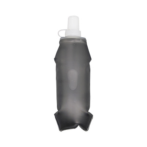 Mini gourde de sport portable 250ml 500ml pliable en TPU et silicone, récipient à boisson durable pour l'extérieur, flasques souples, sac à eau pliable - Product Image 4